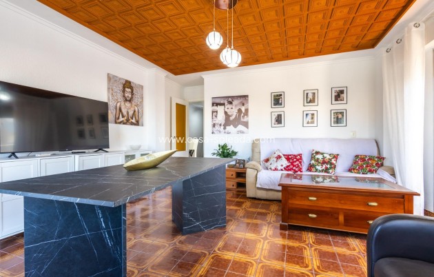 Resale - Apartment / flat - Torrevieja - Acequion
