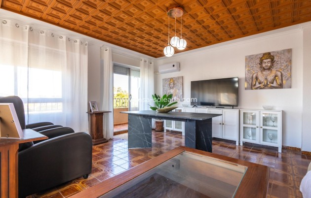 Resale - Apartment / flat - Torrevieja - Acequion