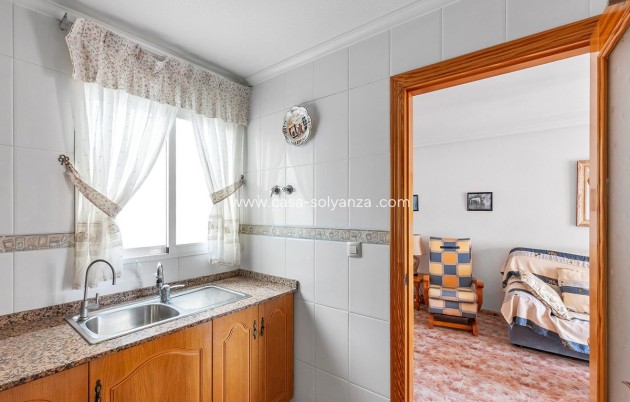 Resale - Apartment / flat - Torrevieja - La Mata