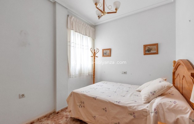 Resale - Apartment / flat - Torrevieja - La Mata