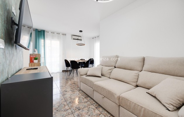 Resale - Apartment / flat - Torrevieja - Playa De Los Naufragos