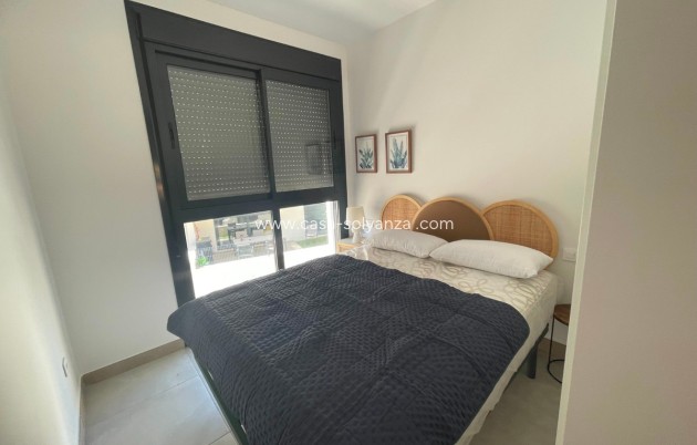 Resale - Apartment / flat - Orihuela - Villamartin