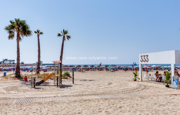 Resale - Apartment / flat - Torrevieja - Playa De Los Naufragos