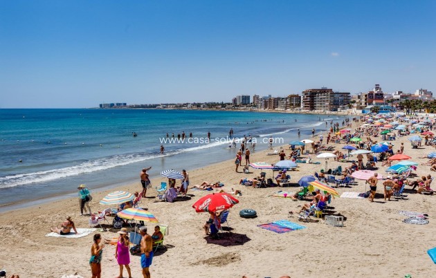 Resale - Apartment / flat - Torrevieja - Playa De Los Naufragos