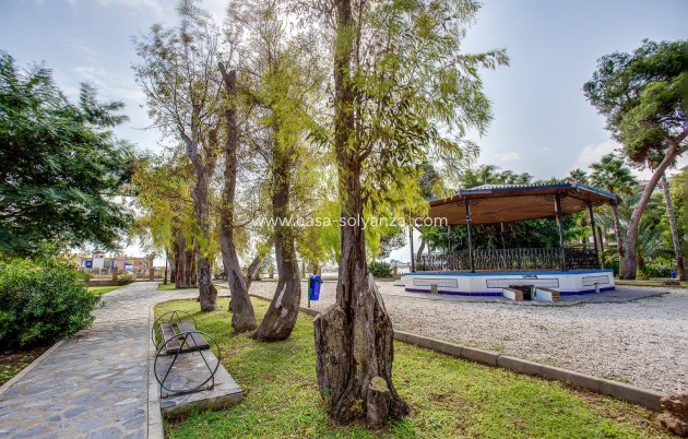 Resale - Apartment / flat - Torrevieja - Playa De Los Naufragos
