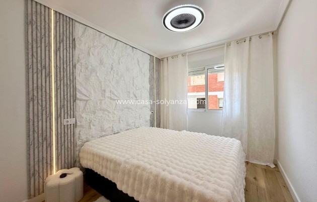 Reventa - Apartamento / piso - Torrevieja - Playa del Cura