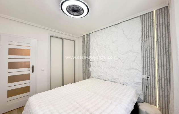 Reventa - Apartamento / piso - Torrevieja - Playa del Cura