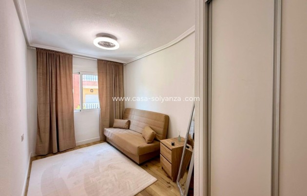 Reventa - Apartamento / piso - Torrevieja - Playa del Cura