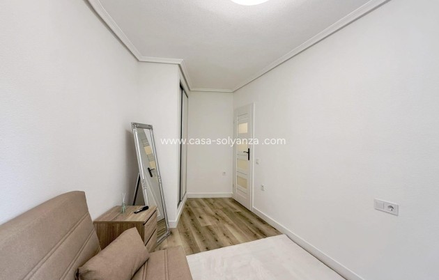 Reventa - Apartamento / piso - Torrevieja - Playa del Cura