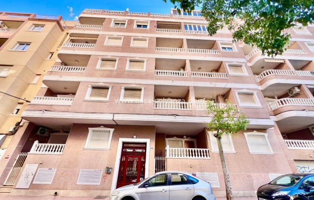 Reventa - Apartamento / piso - Torrevieja - Playa del Cura