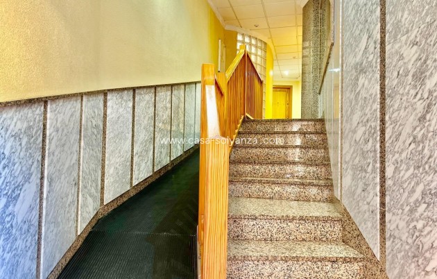 Reventa - Apartamento / piso - Torrevieja - Playa del Cura