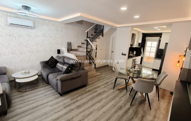 Resale - Townhouse - Orihuela Costa - Villamartín