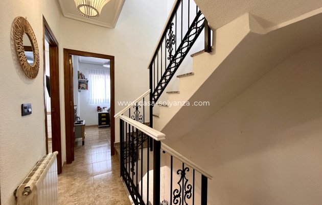 Resale - Townhouse - Villamartin - Costa Blanca