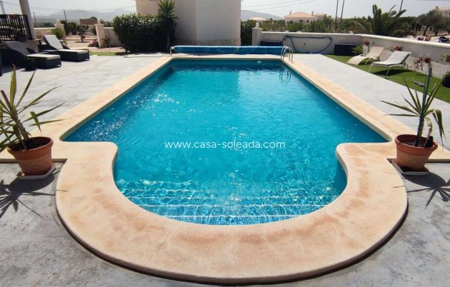 Resale - Villa - Pinoso - Inland