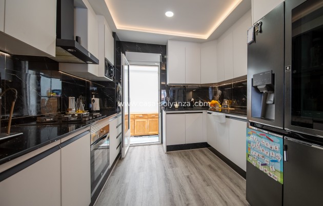 Resale - Villa - Orihuela Costa - Pau 26