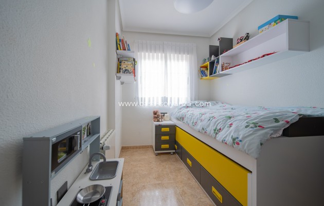 Resale - Villa - Orihuela Costa - Pau 26