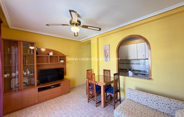 Herverkoop - Appartement / flat - Torrevieja - Playa del Cura