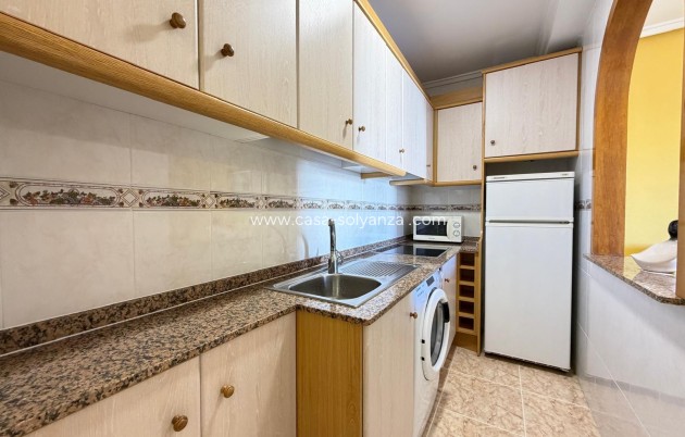 Herverkoop - Appartement / flat - Torrevieja - Playa del Cura