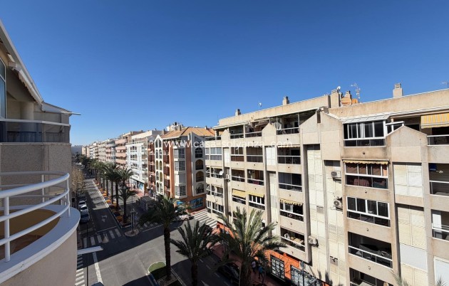 Herverkoop - Appartement / flat - Torrevieja - Playa del Cura