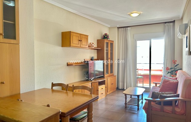 Reventa - Apartamento / piso - Torrevieja - Center