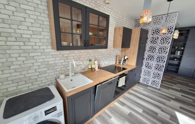 Herverkoop - Appartement / flat - Torrevieja - La Torreta