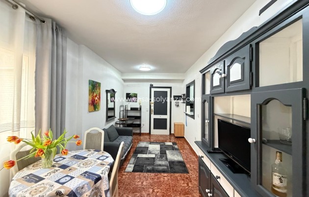 Resale - Apartment / flat - Torrevieja - Playa del Cura