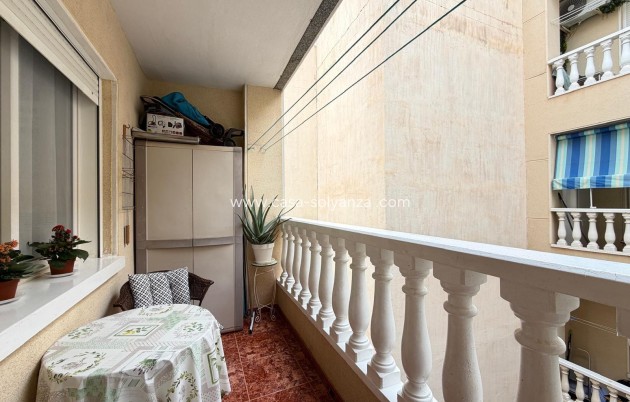 Resale - Apartment / flat - Torrevieja - Playa del Cura