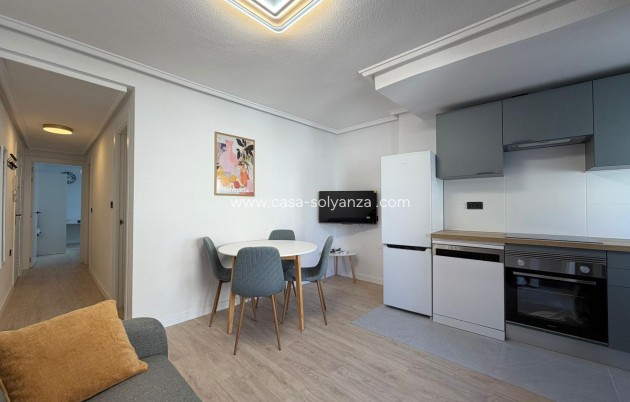 Herverkoop - Appartement / flat - Torrevieja - Playa de los Locos
