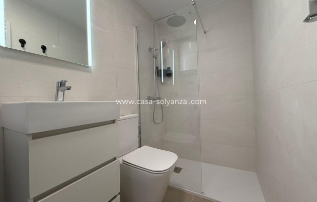 Herverkoop - Appartement / flat - Torrevieja - Playa de los Locos
