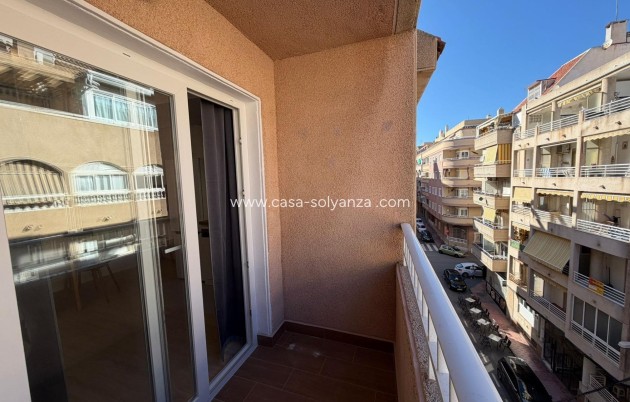 Herverkoop - Appartement / flat - Torrevieja - Playa de los Locos