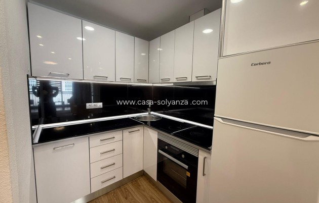 Herverkoop - Appartement / flat - Torrevieja - Playa del Cura