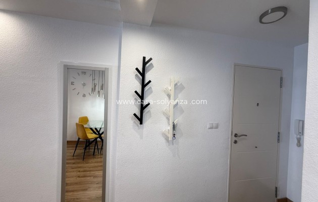 Herverkoop - Appartement / flat - Torrevieja - Playa del Cura