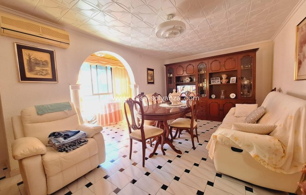 Herverkoop - Appartement / flat - Torrevieja - Playa del Acequión