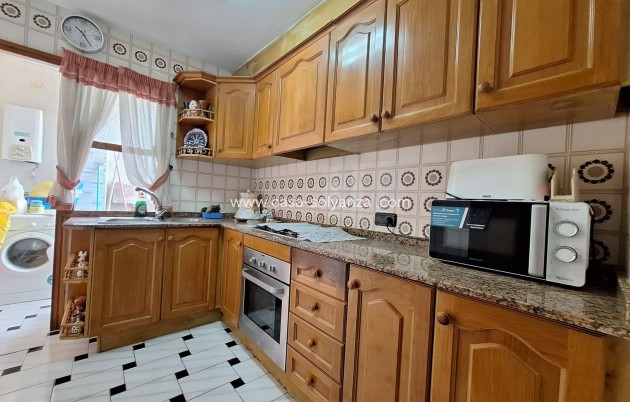 Herverkoop - Appartement / flat - Torrevieja - Playa del Acequión