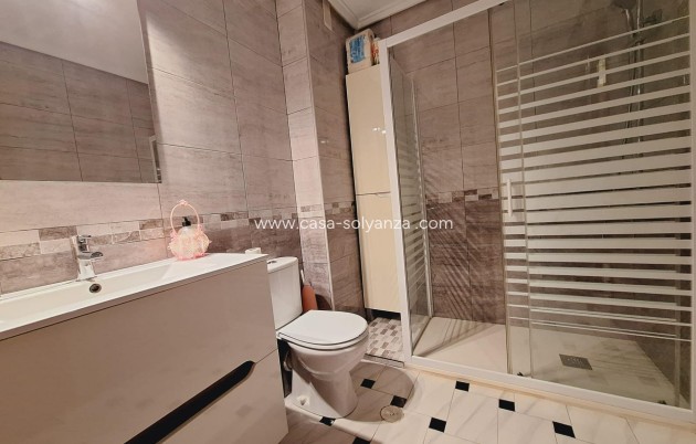 Herverkoop - Appartement / flat - Torrevieja - Playa del Acequión
