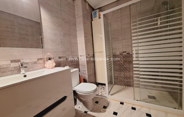 Herverkoop - Appartement / flat - Torrevieja - Playa del Acequión