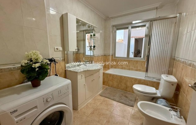 Herverkoop - Appartement / flat - Torrevieja - Playa del Cura