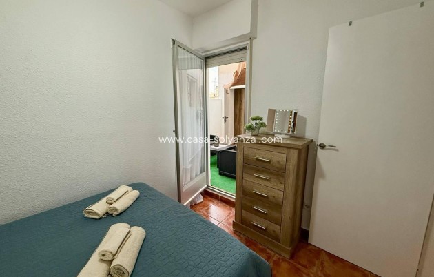 Herverkoop - Appartement / flat - Torrevieja - Playa del Cura