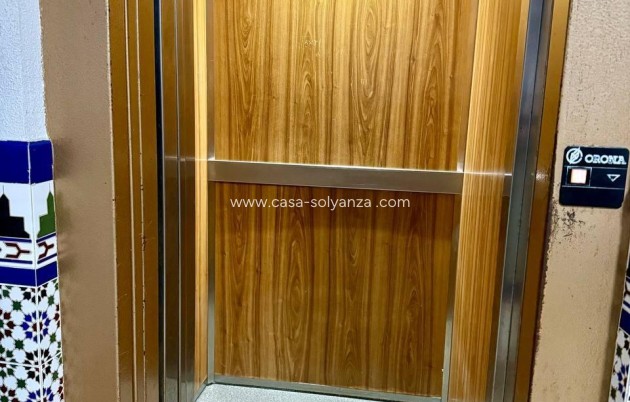 Herverkoop - Appartement / flat - Torrevieja - Playa del Cura