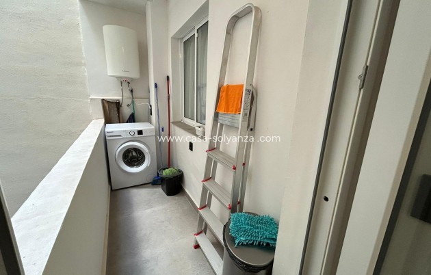 Wiederverkauf - Wohnung - Torrevieja - Playa del Cura