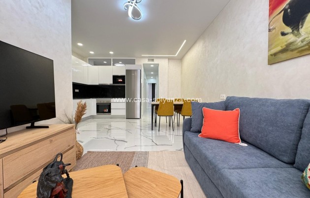 Herverkoop - Appartement / flat - Torrevieja - Playa del Cura