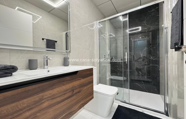 Herverkoop - Appartement / flat - Torrevieja - Playa del Cura