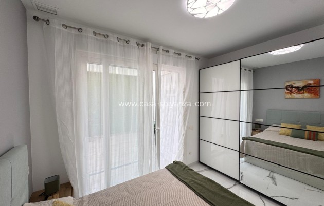 Herverkoop - Appartement / flat - Torrevieja - Playa del Cura
