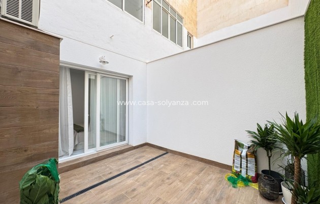 Herverkoop - Appartement / flat - Torrevieja - Playa del Cura
