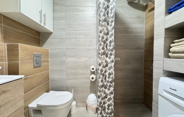 Herverkoop - Appartement / flat - Torrevieja - Playa de los Locos