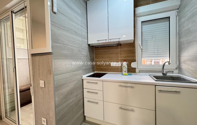 Herverkoop - Appartement / flat - Torrevieja - Playa de los Locos