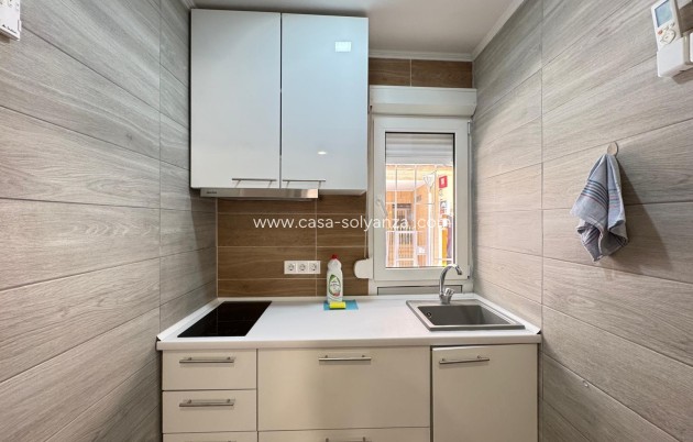 Herverkoop - Appartement / flat - Torrevieja - Playa de los Locos