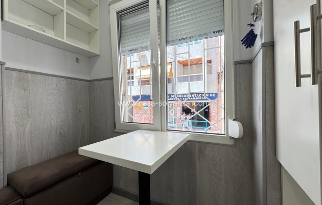 Herverkoop - Appartement / flat - Torrevieja - Playa de los Locos