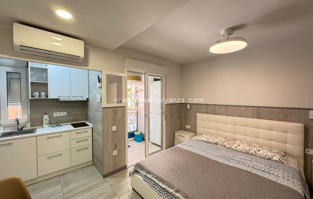 Herverkoop - Appartement / flat - Torrevieja - Playa de los Locos