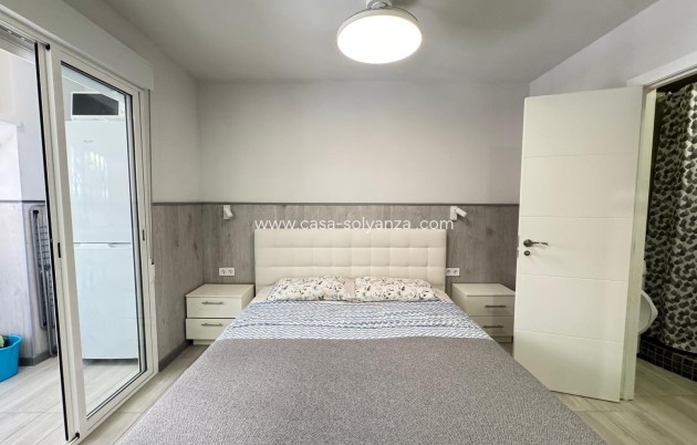 Herverkoop - Appartement / flat - Torrevieja - Playa de los Locos